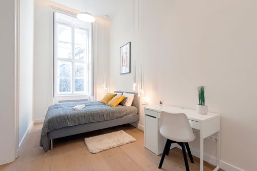 02-airbnb-s-lakas-VI-kerület-1900x1264