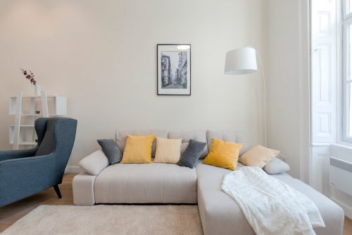 06-airbnb-s-lakas-VI-kerület-1900x1264