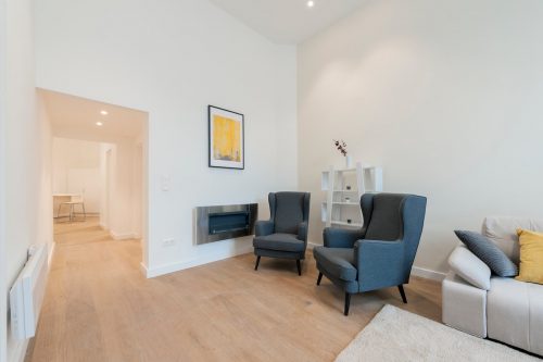 07-airbnb-s-lakas-VI-kerület-1900x1264